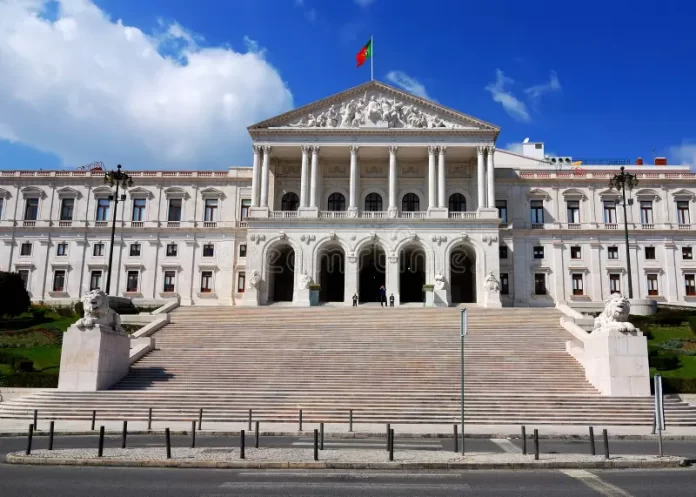 portugal-parliament-lisbon-14081406 পর্তুগাল ফিলিস্তিন রাষ্ট্রকে স্বীকৃতি দিচ্ছে