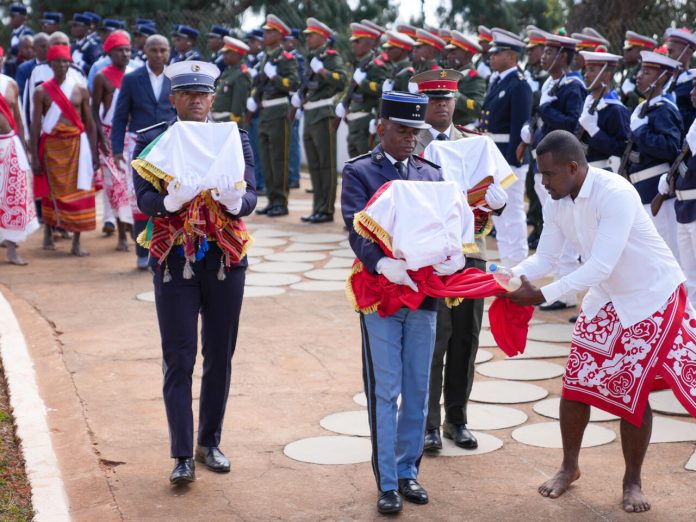 WhatsApp Image 2025-10-03 at 12.33.57 (1) ১২৮ বছর পর সাবেক রাজার খুলি ফেরত দিল ফ্রান্স