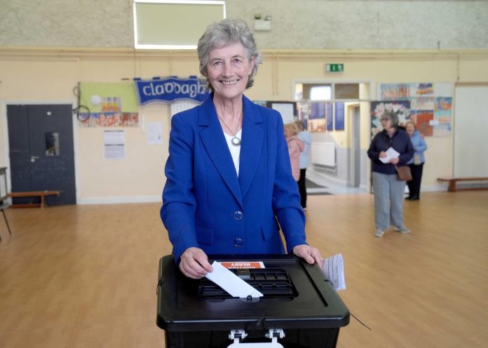 আয়ারল্যান্ডের প্রেসিডেন্ট নির্বাচনে কনোলির জয়