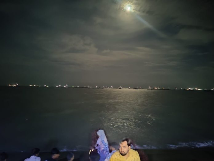 আরাকান আর্মি আতঙ্কে বঙ্গোপসাগর: সেন্টমার্টিন থেকে ট্রলারসহ ৭ জেলে নিখোঁজ