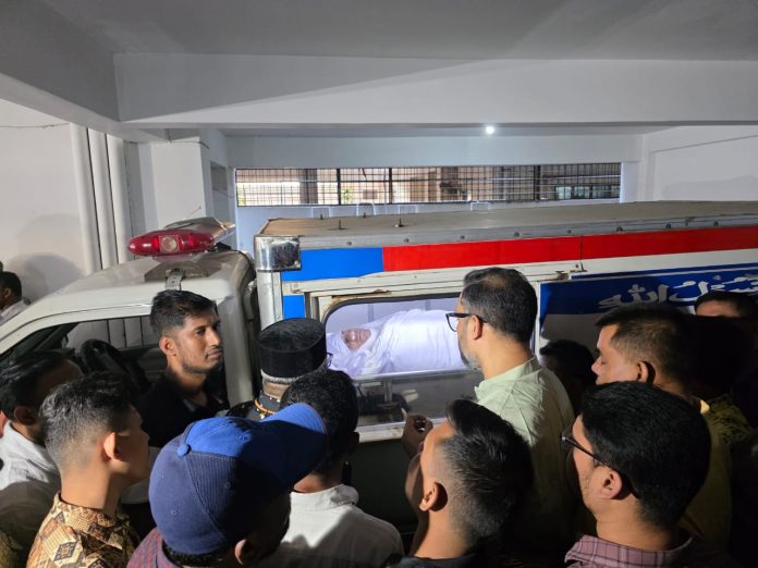 WhatsApp Image 2025-11-18 at 3.27.14 PM পল্লবীতে যুবদল নেতা কিবরিয়া হত্যা: শোকসন্তপ্ত পরিবারে আমিনুল হক, দোষীদের দ্রুত গ্রেপ্তারের দাবি